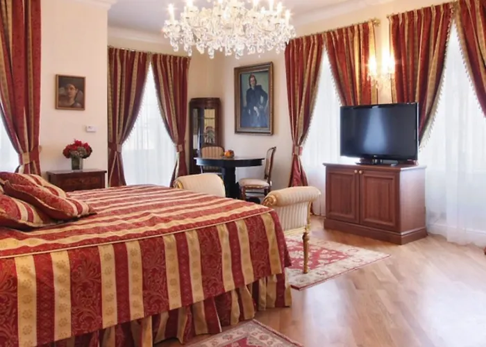 Alchymist Nosticova Palace Hotel 5*