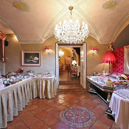 Alchymist Nosticova Palace 5*