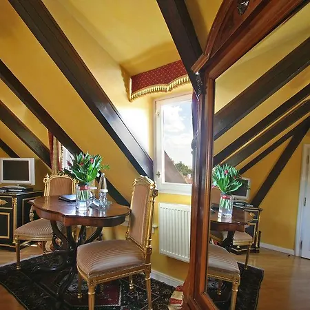 Alchymist Nosticova Palace Hotel 5*