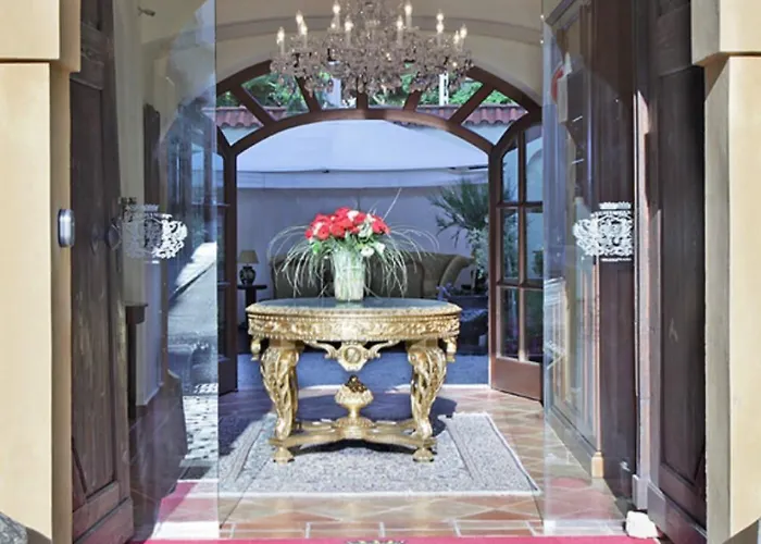 Alchymist Nosticova Palace 5*